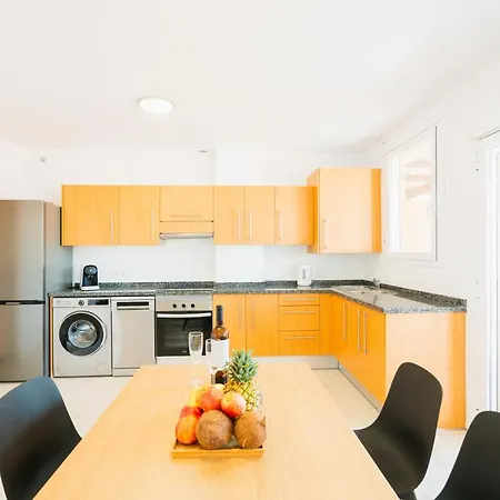 דירה Spacious With Large Terrace In Amarilla Golf *